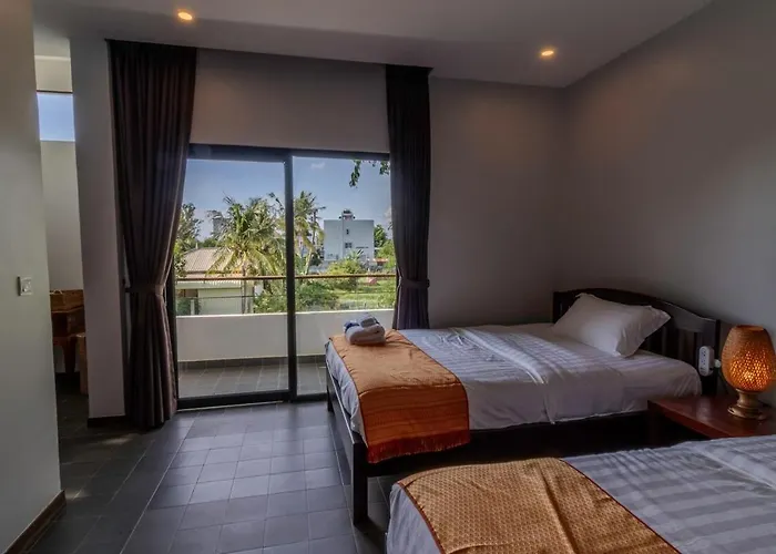 Villa Tropical 2br Garden Pool Villa, Apple Music, Padel Siem Reap
