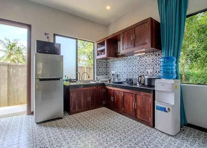 Tropical 2br Garden Pool Villa, Apple Music, Padel Villa